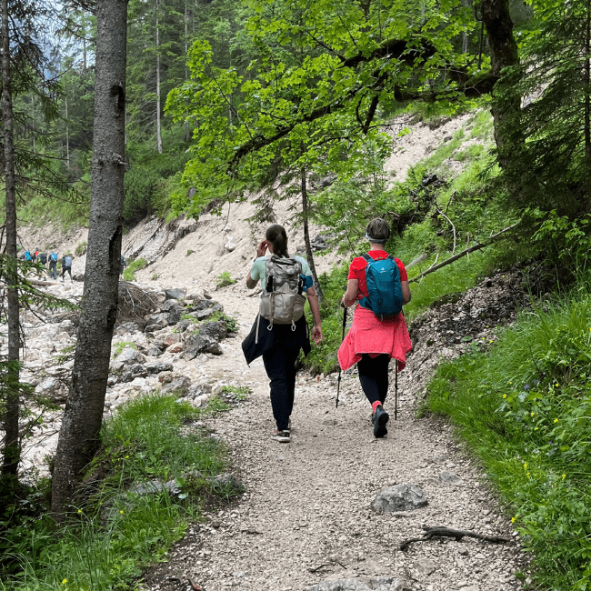 Angebot - Yoga walk & talk Angebot - Yoga walk & talk