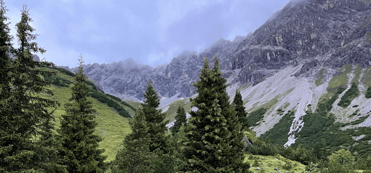 Warum wandern & Yoga? Warum wandern & Yoga?