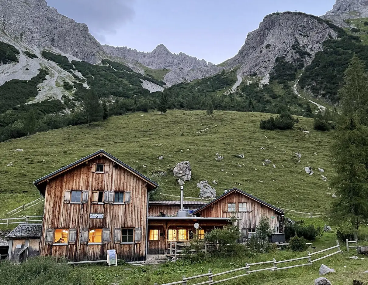 Wandern & Yoga - Retreat und Reiseangebote Wandern & Yoga - Retreat und Reiseangebote